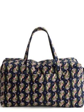 NWOT Vera Bradley Paisley Rain (Floral Navy) XL Travel Duffel Weekender Bag
